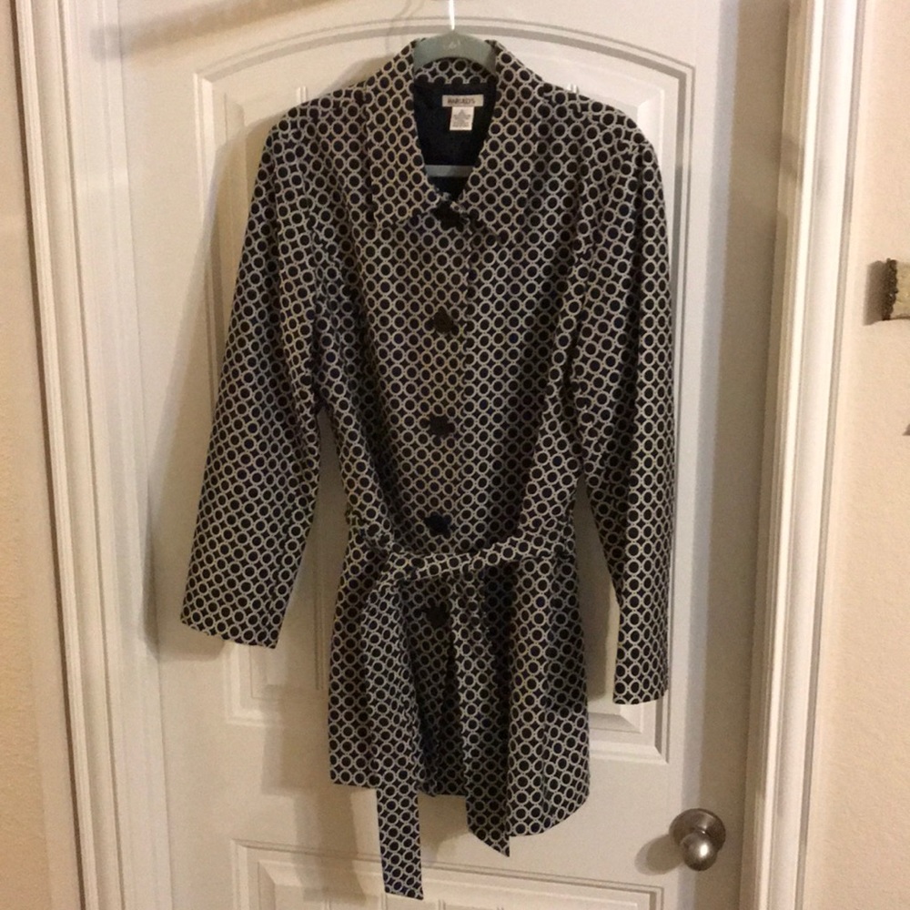 Harold’s Black/Tan Accented Jacket/Coat